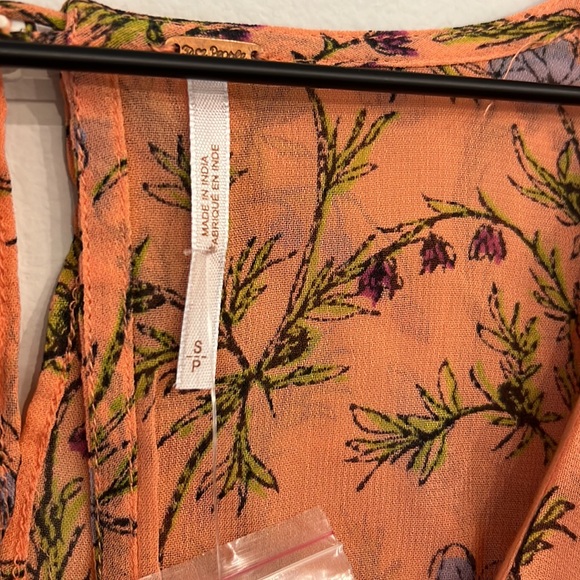 FREE PEOPLE NWOT Floral Dress Size Small - Picture 3 of 4